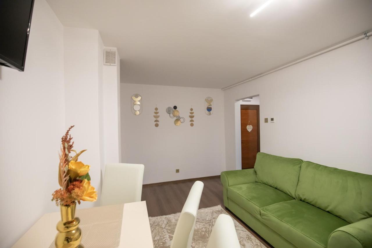 Apartament Gold Tîrgu Ocna Екстериор снимка